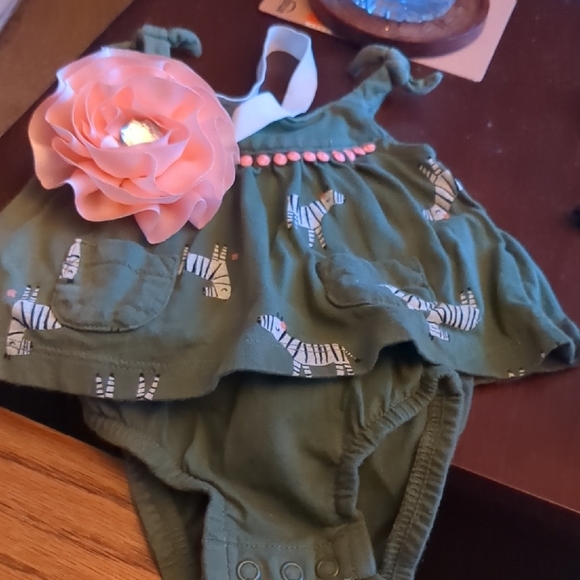 🦓Carter's Olive Zebra Print One Piece - Picture 2 of 11